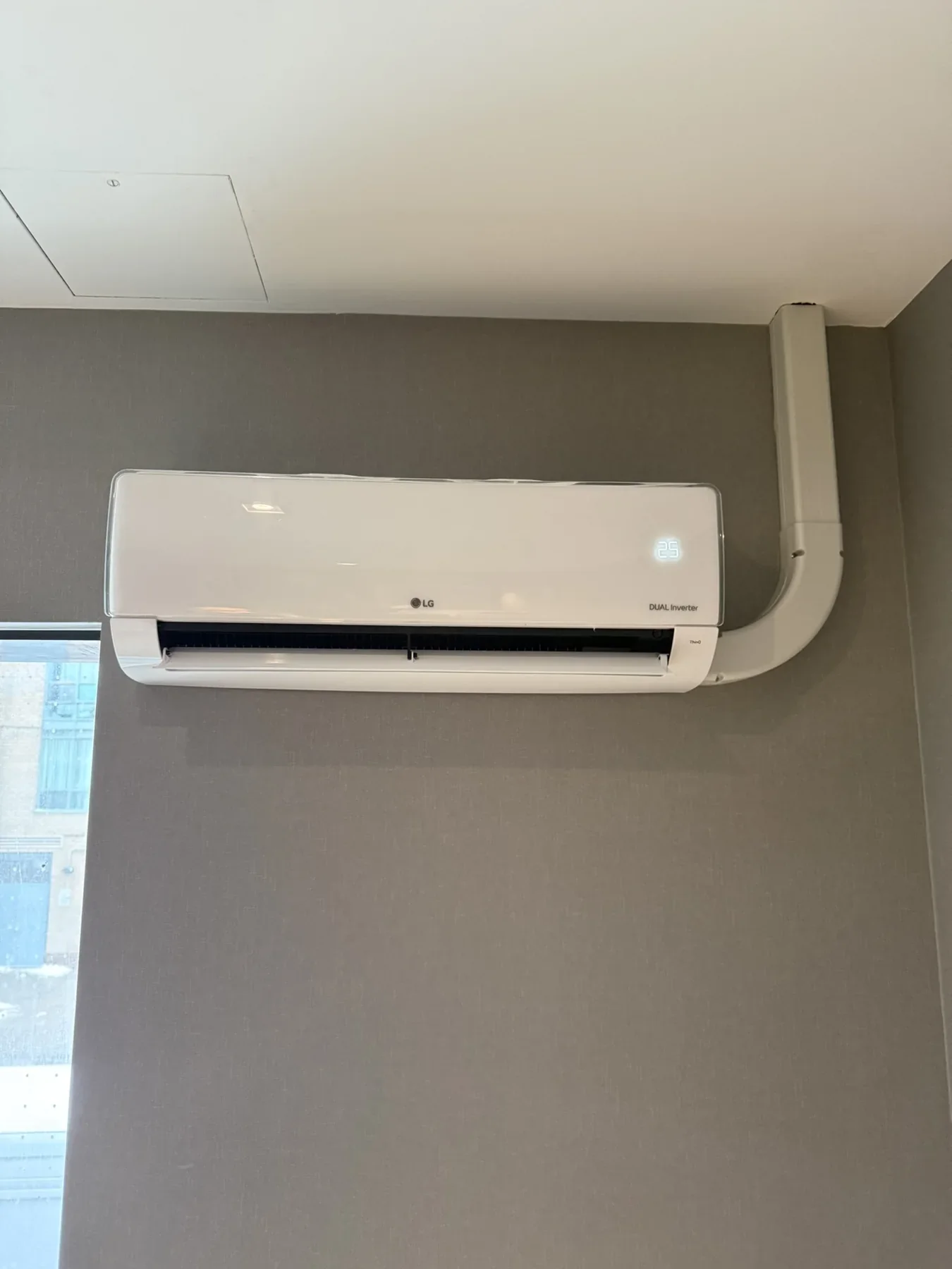 Completed residential outdoor air-conditioning installation