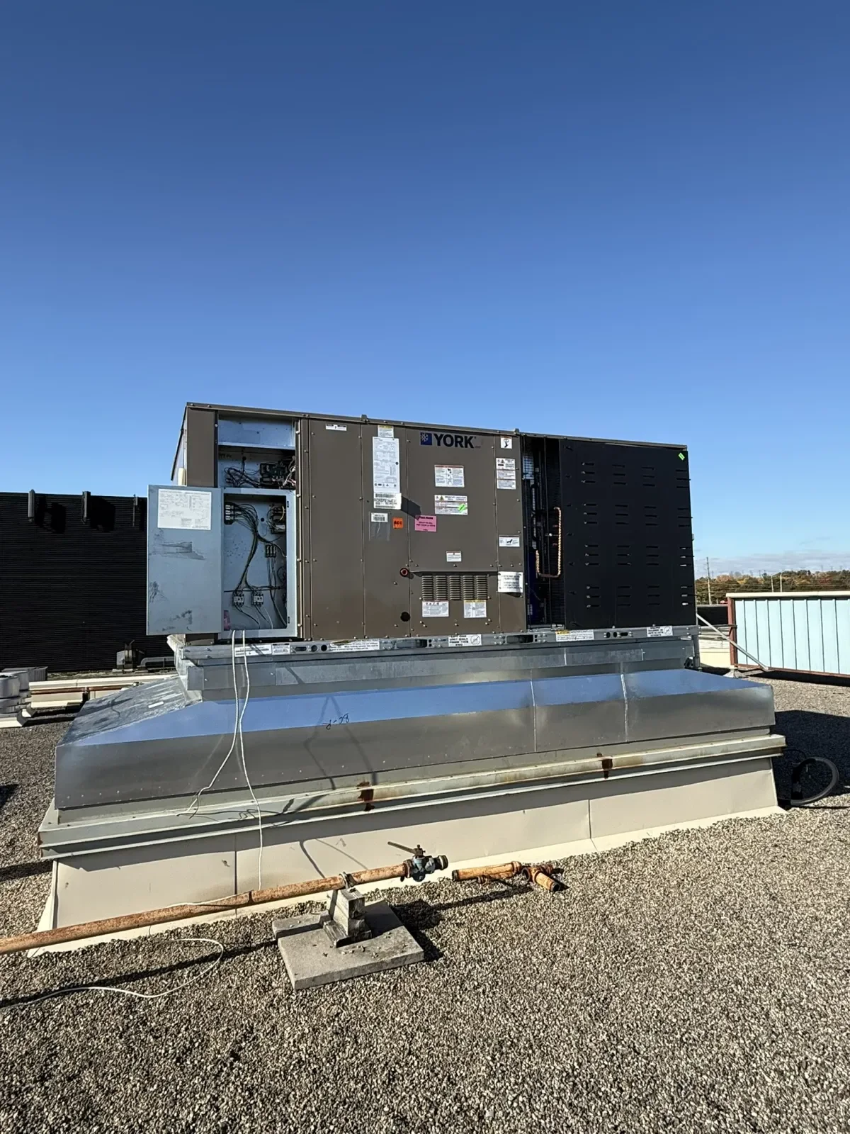 Rooftop Units service photo 2